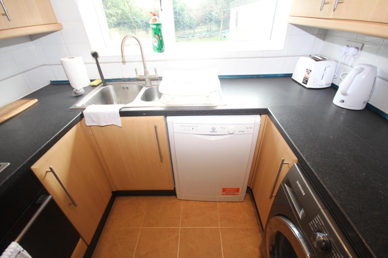 Kenton House Villa Harrow Luaran gambar
